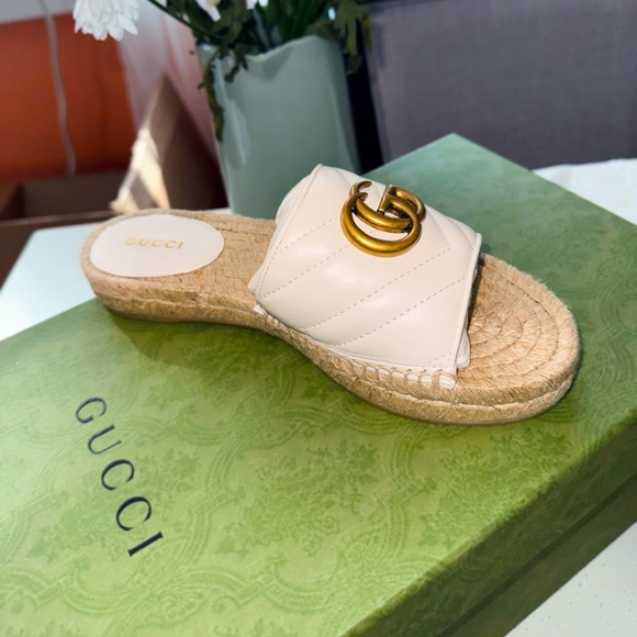 BRAND NEW GUCCI GG ESPADRILLE SLIDE SANDALS - Picture 3 of 3